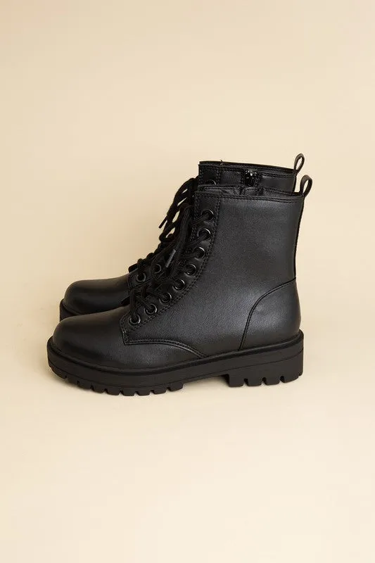 EPSOM Lace-Up Boots