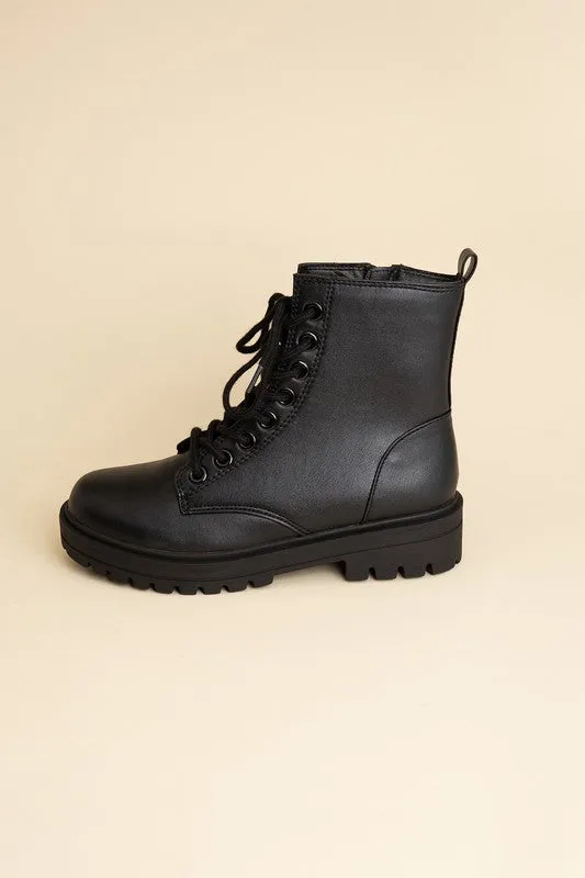 EPSOM Lace-Up Boots