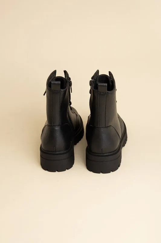 EPSOM Lace-Up Boots