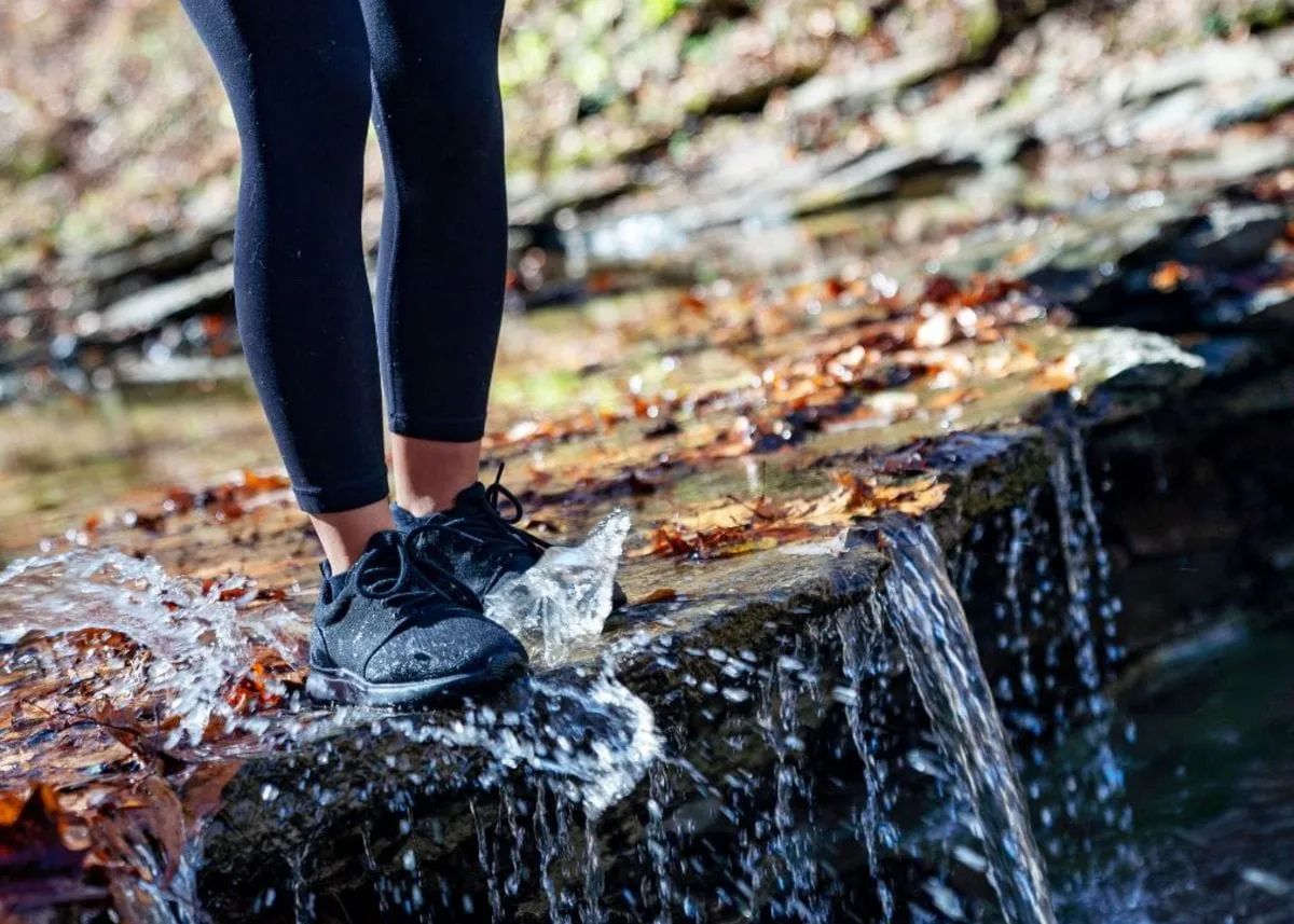 Explorer V2 Women's Vegan Hemp Sneakers | Full Black