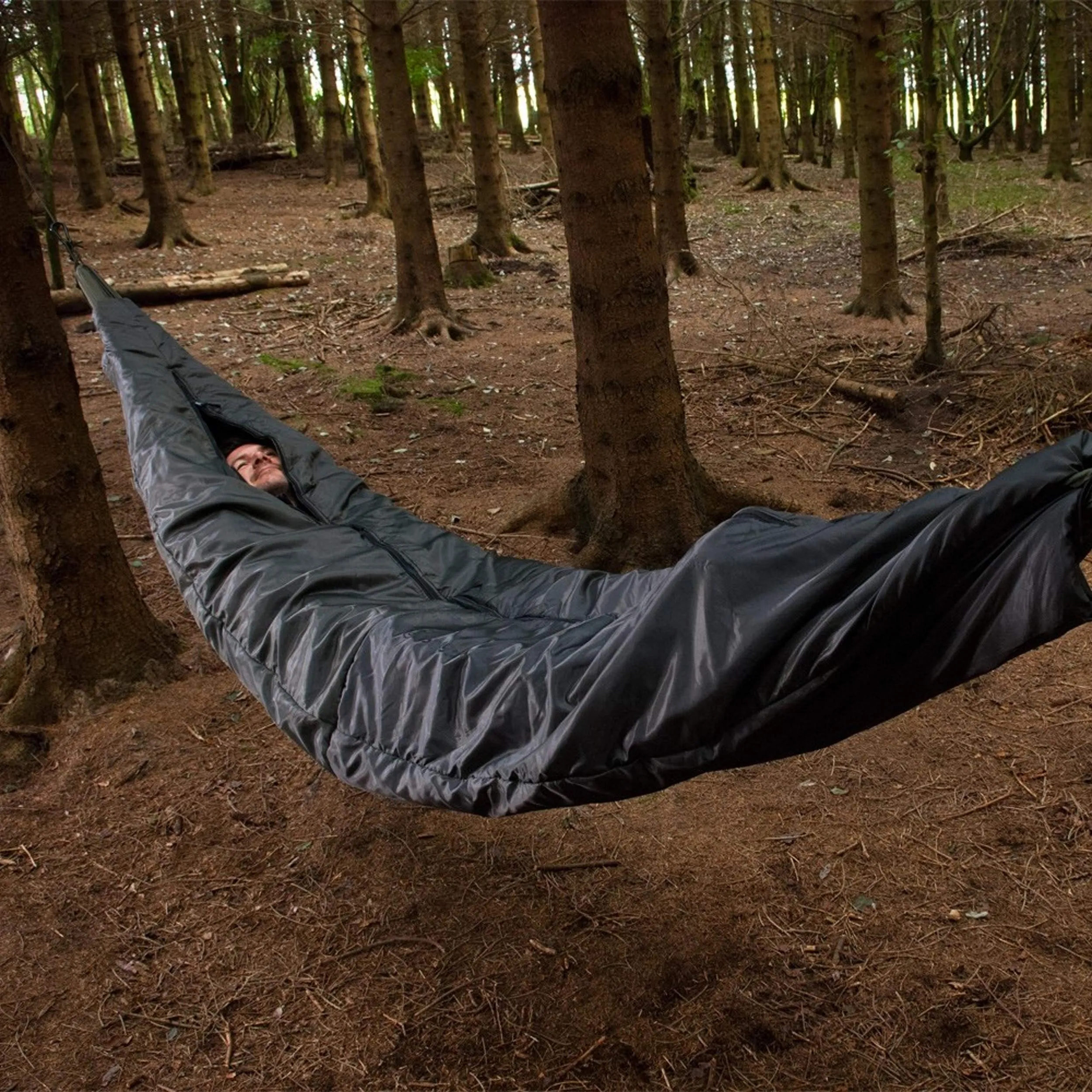 Fully Encases The Hammock - Snugpak